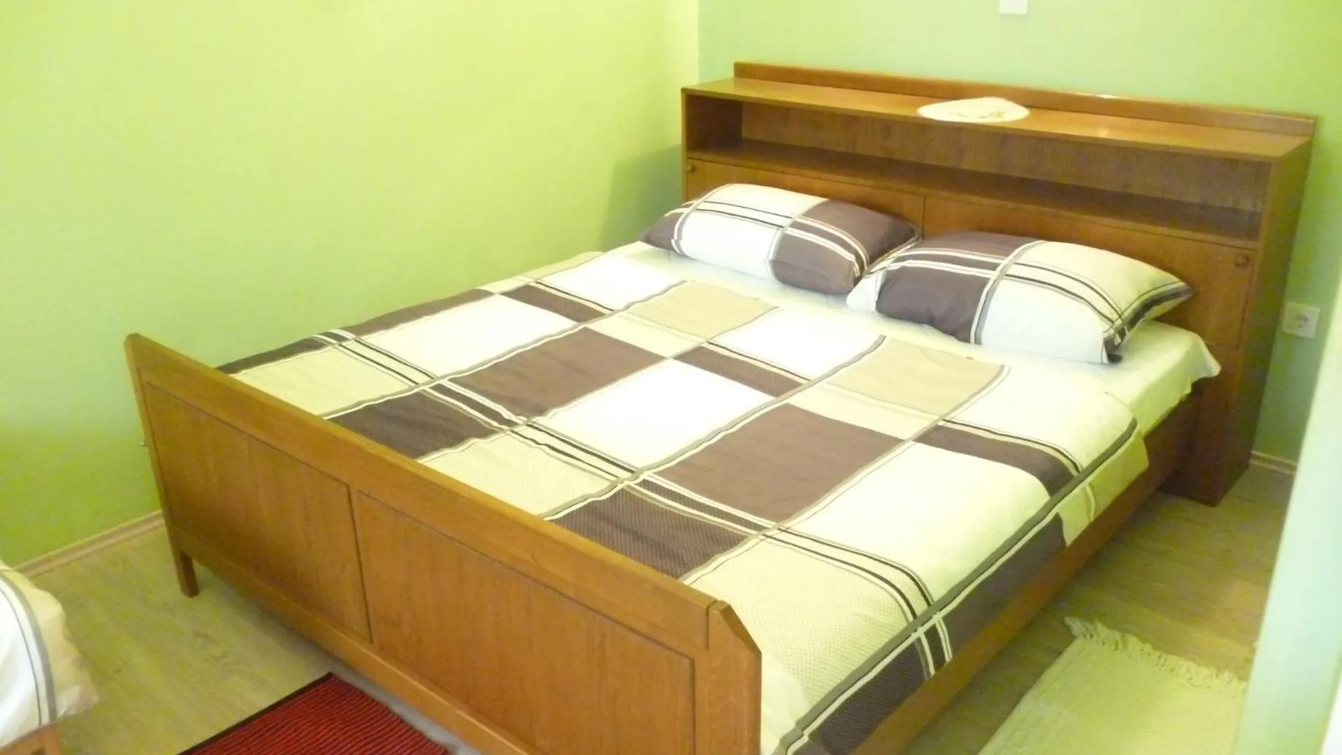 Apartments In Starigrad-Paklenica 41707